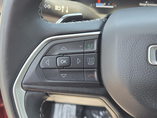 Used 2023 Jeep Grand Cherokee Laredo 4x2  in ,  16