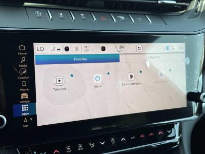 New 2026 Jeep Grand Cherokee Laredo Altitude 4x2  in ,  14