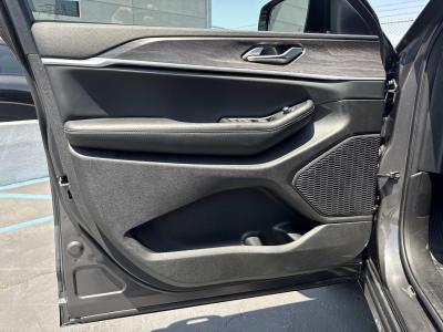 New 2026 Jeep Grand Cherokee Laredo Altitude 4x2  in ,  19