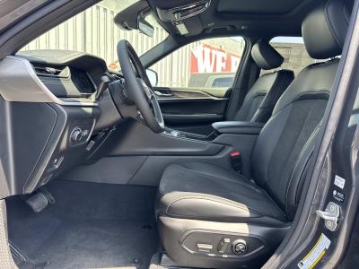 New 2026 Jeep Grand Cherokee Laredo Altitude 4x2  in ,  21