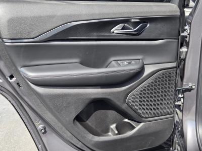 New 2026 Jeep Grand Cherokee Laredo X 4x4  in ,  23