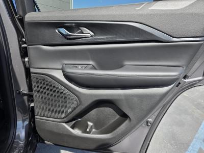 New 2026 Jeep Grand Cherokee Laredo X 4x4  in ,  28