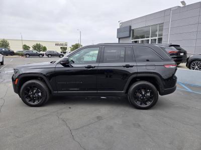 New 2026 Jeep Grand Cherokee Laredo Altitude 4x4  in ,  1