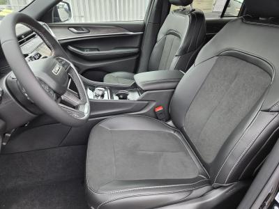 New 2026 Jeep Grand Cherokee Laredo Altitude 4x4  in ,  20