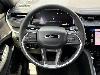 New 2026 Jeep Grand Cherokee Laredo Altitude 4x4  in ,  6