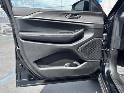New 2026 Jeep Grand Cherokee Laredo Altitude 4x4  in ,  18