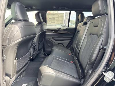 New 2026 Jeep Grand Cherokee Laredo Altitude 4x4  in ,  25