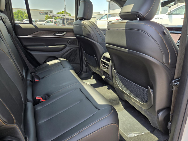 New 2026 Jeep Grand Cherokee 85th Anniversary Edition 4x4  in ,  28