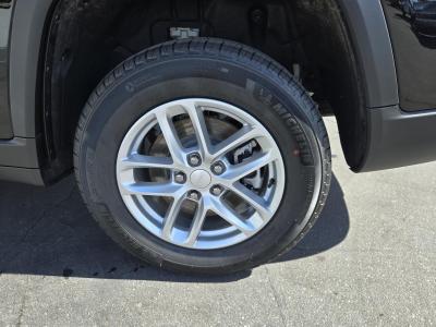 New 2026 Jeep Grand Cherokee L Laredo X 4x2  in ,  35