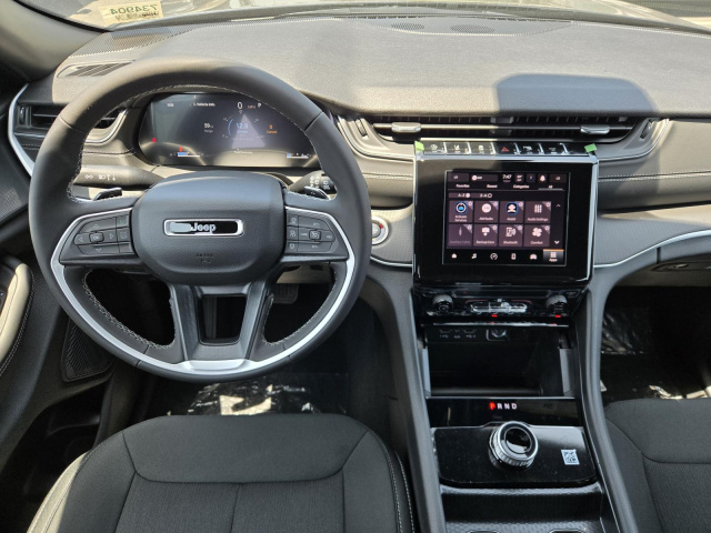New 2026 Jeep Grand Cherokee L Laredo 4x2  in ,  5