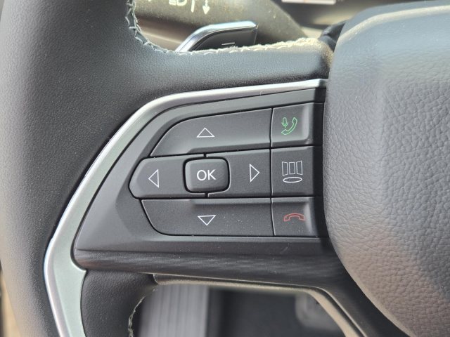 New 2026 Jeep Grand Cherokee L Laredo 4x2  in ,  15
