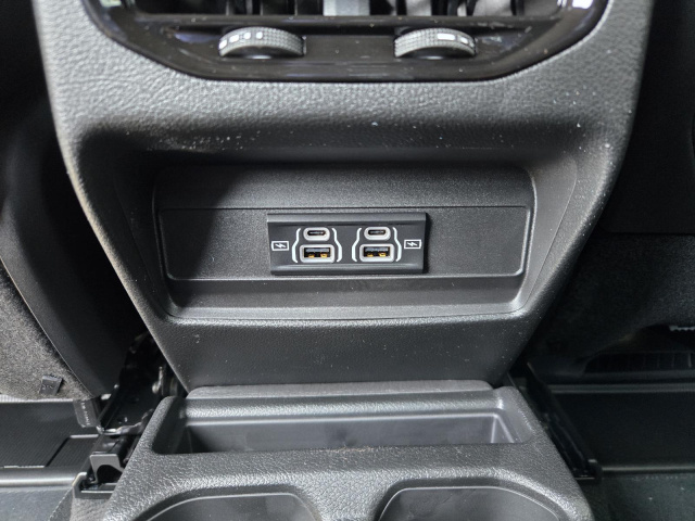 New 2026 Jeep Grand Cherokee L Laredo 4x2  in ,  26