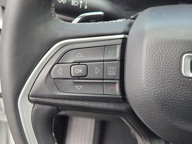 Used 2023 Jeep Grand Cherokee L Laredo 4x2  in ,  16