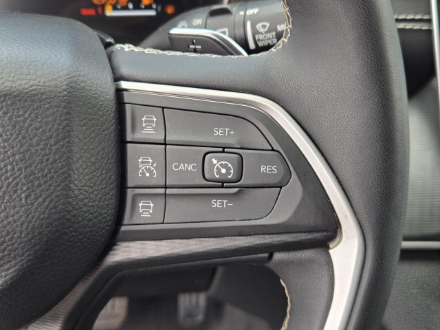 Used 2023 Jeep Grand Cherokee L Laredo 4x2  in ,  17