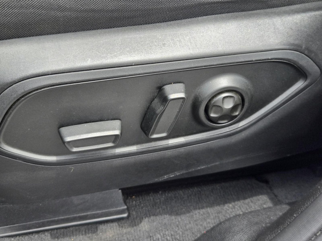 Used 2023 Jeep Grand Cherokee L Laredo 4x2  in ,  22