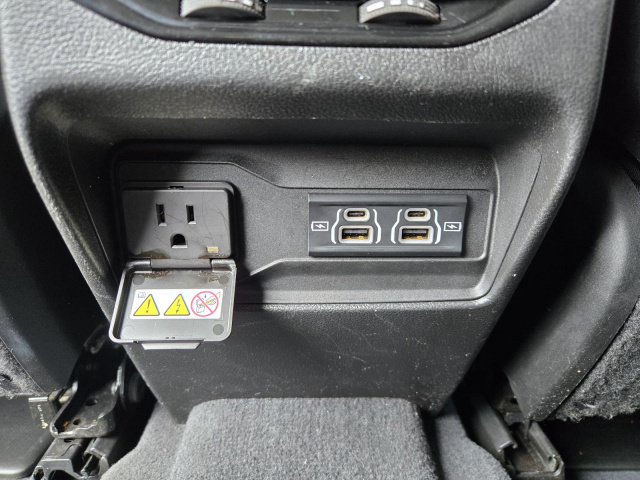 Used 2023 Jeep Grand Cherokee L Laredo 4x2  in ,  25