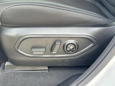 New 2026 Jeep Grand Cherokee L Laredo X 4x2  in ,  23