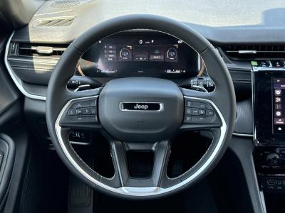 New 2026 Jeep Grand Cherokee L Laredo 4x2  in ,  6