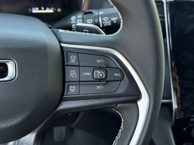 New 2026 Jeep Grand Cherokee L Laredo 4x2  in ,  8