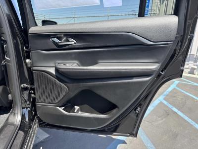 New 2026 Jeep Grand Cherokee L Laredo 4x2  in ,  29