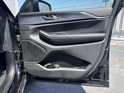 New 2026 Jeep Grand Cherokee L Laredo 4x2  in ,  31