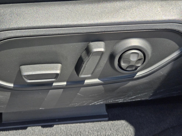 Used 2023 Jeep Grand Cherokee L Laredo 4x2  in ,  23