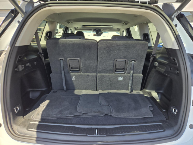 Used 2023 Jeep Grand Cherokee L Laredo 4x2  in ,  29