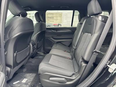 New 2026 Jeep Grand Cherokee L Laredo 4x2  in ,  25