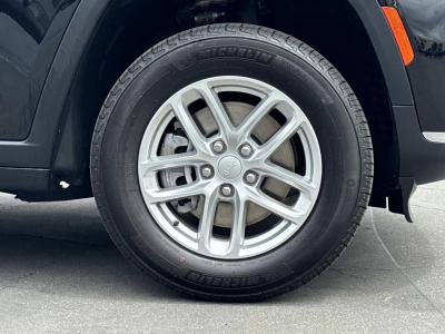 New 2026 Jeep Grand Cherokee L Laredo 4x2  in ,  34