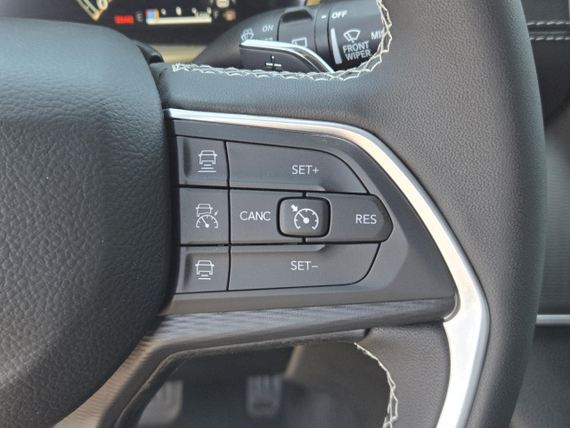 New 2026 Jeep Grand Cherokee L Laredo 4x2  in ,  16