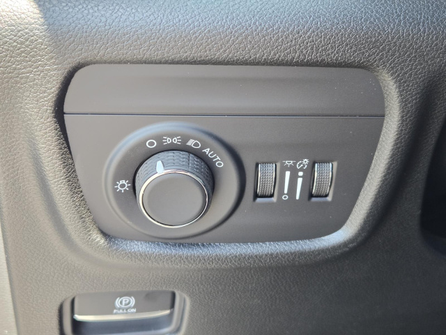 New 2026 Jeep Grand Cherokee L Laredo 4x2  in ,  17