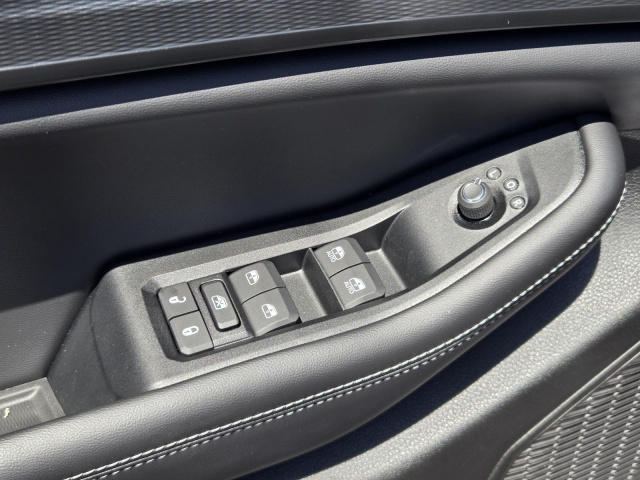 New 2026 Jeep Grand Cherokee L Laredo 4x2  in ,  19