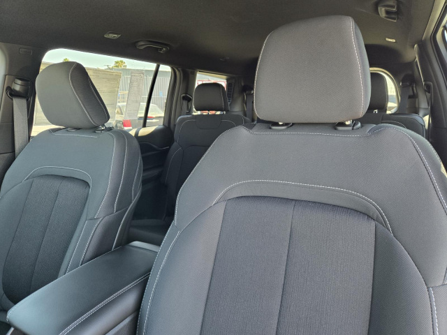 New 2026 Jeep Grand Cherokee L Laredo 4x2  in ,  21