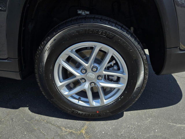 New 2026 Jeep Grand Cherokee L Laredo 4x2  in ,  34