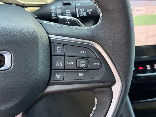 New 2026 Jeep Grand Cherokee L Laredo Altitude 4x2  in ,  8