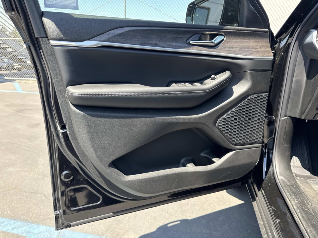 New 2026 Jeep Grand Cherokee L Laredo Altitude 4x2  in ,  20