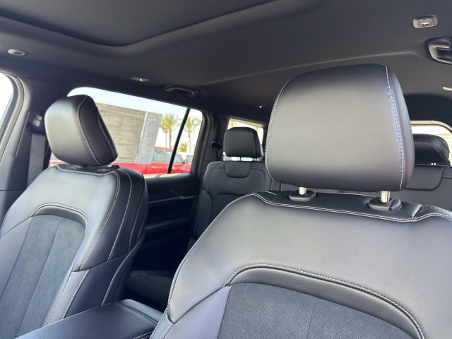 New 2026 Jeep Grand Cherokee L Laredo Altitude 4x2  in ,  24
