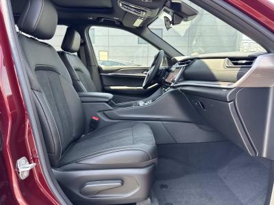 New 2026 Jeep Grand Cherokee L Laredo Altitude 4x2  in ,  32