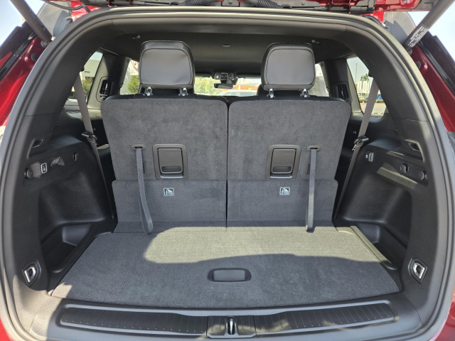 New 2026 Jeep Grand Cherokee L Laredo Altitude 4x4  in ,  28