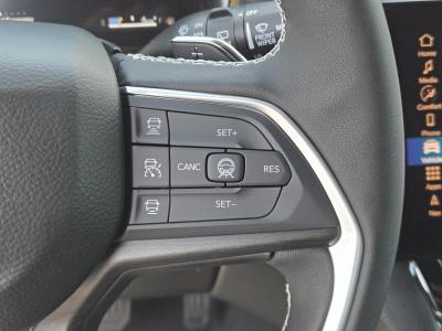 New 2026 Jeep Grand Cherokee L Laredo Altitude 4x4  in ,  17