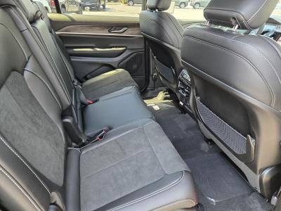 New 2026 Jeep Grand Cherokee L Laredo Altitude 4x4  in ,  30