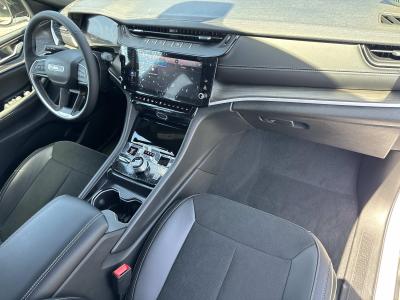New 2026 Jeep Grand Cherokee L Laredo Altitude 4x4  in ,  33