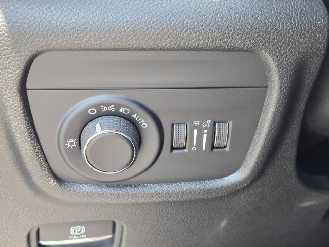 New 2026 Jeep Grand Cherokee L Laredo Altitude 4x4  in ,  18