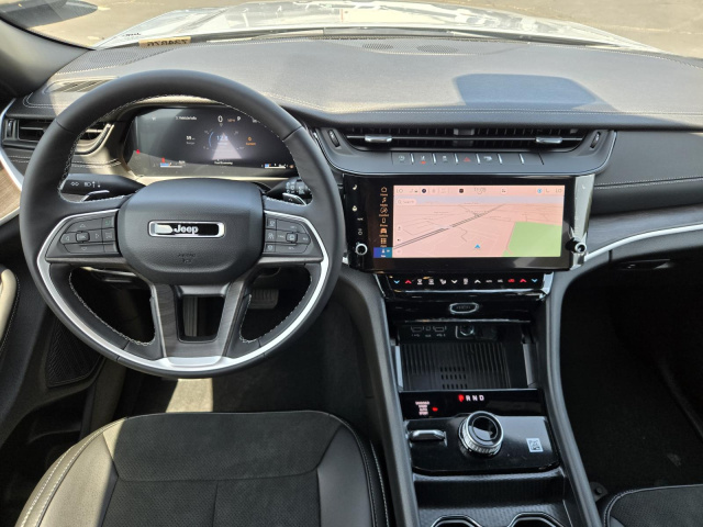 New 2026 Jeep Grand Cherokee L Laredo Altitude 4x4  in ,  5
