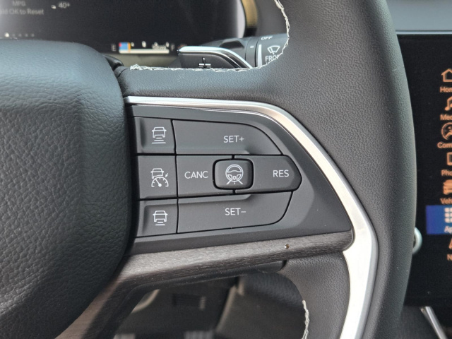 New 2026 Jeep Grand Cherokee L Laredo Altitude 4x4  in ,  17
