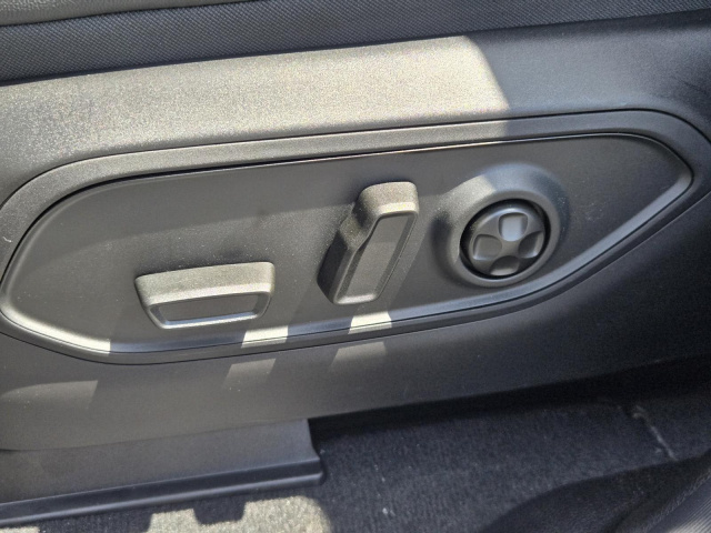 New 2026 Jeep Grand Cherokee L Laredo Altitude 4x4  in ,  23