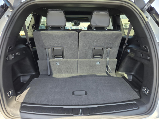New 2026 Jeep Grand Cherokee L Laredo Altitude 4x4  in ,  28