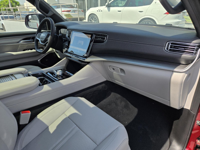 New 2026 Jeep Grand Wagoneer L Limited Altitude 4x4  in ,  33