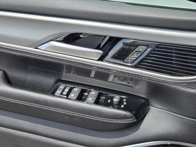 New 2026 Jeep Grand Wagoneer L Limited Altitude 4x4  in ,  21