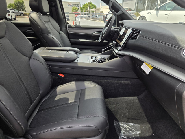 New 2026 Jeep Grand Wagoneer L Limited Altitude 4x4  in ,  34